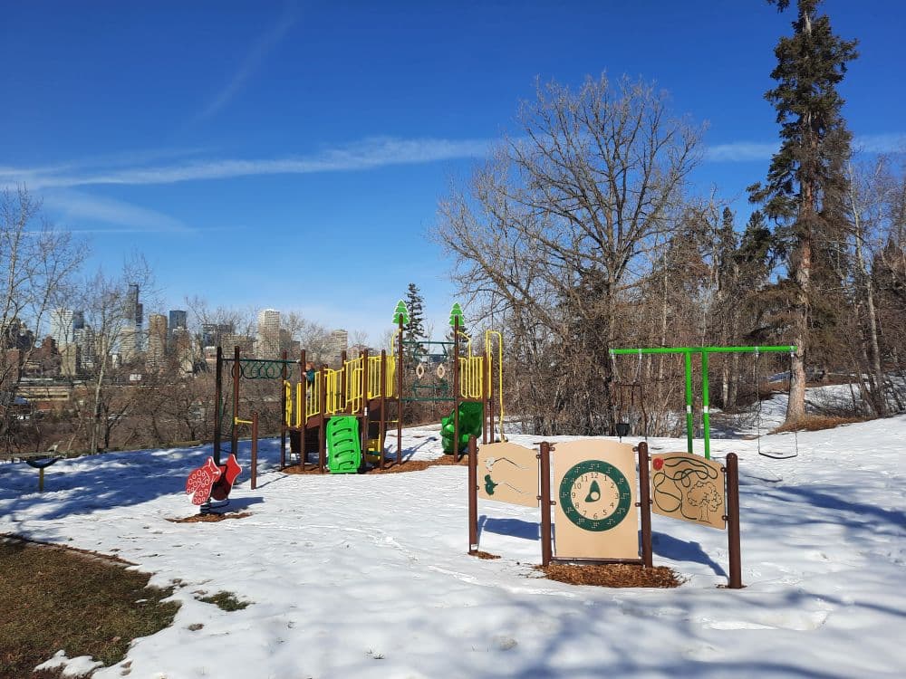 Queen Elizabeth Park - Outdoor in Central Edmonton